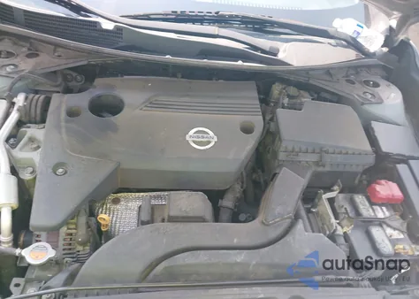 2015 Nissan Altima 2.5 S из США, поврежденный, VIN 1N4AL3AP2FN392263